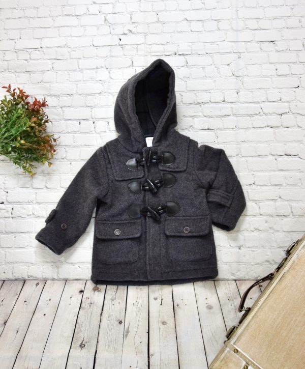 Saco gris con capucha